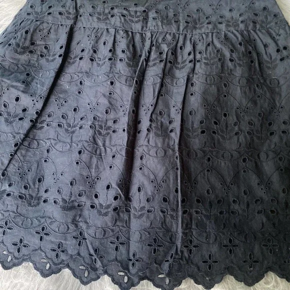 Ann Taylor Loft Sz 6 Black Eyelet Lace Skirt Cotton Side Zip Casual Summer NEW - Picture 2 of 11